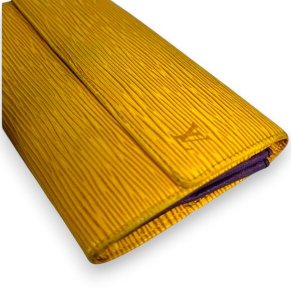Louis Vuitton EPI Leather Porte Tresor International Tassel Yellow Wallet w/COA - Picture 6 of 10